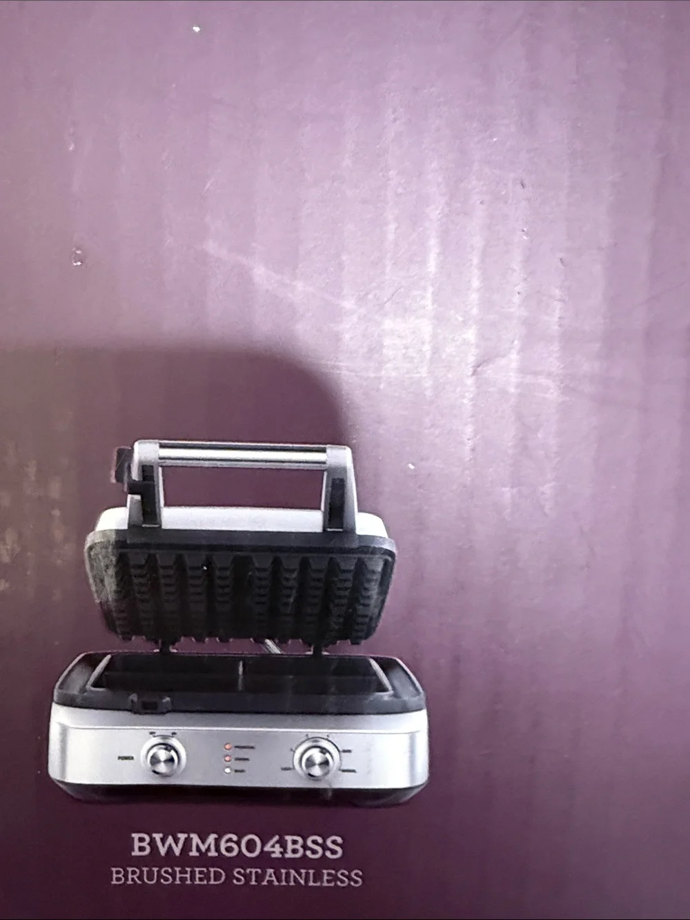 Breville The Smart Waffle 4-Slice Waffle no Mess IQ